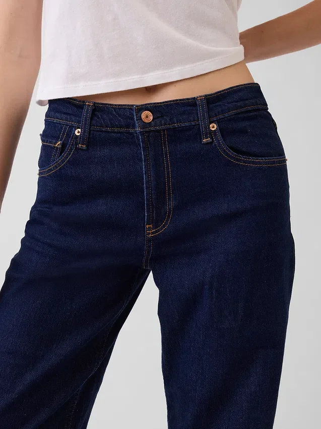 Jeans med lav midje og løs passform i 90-tallsstil