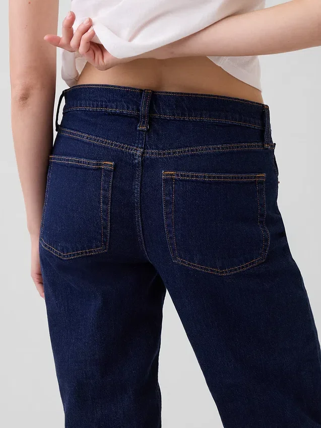 Jeans med lav midje og løs passform i 90-tallsstil