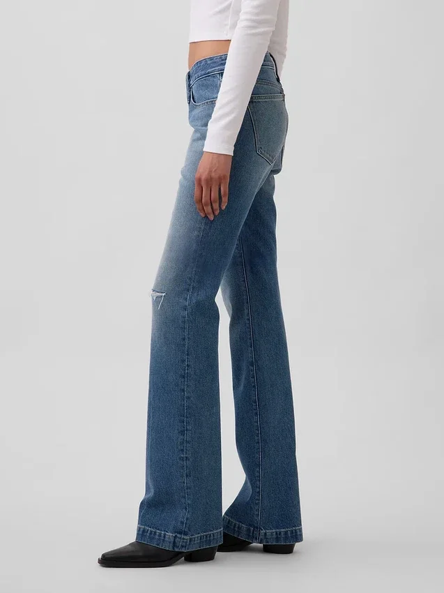 Jeans med lav midje, stiv passform, lange og smale ben