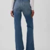 Jeans med lav midje, stiv passform, lange og smale ben