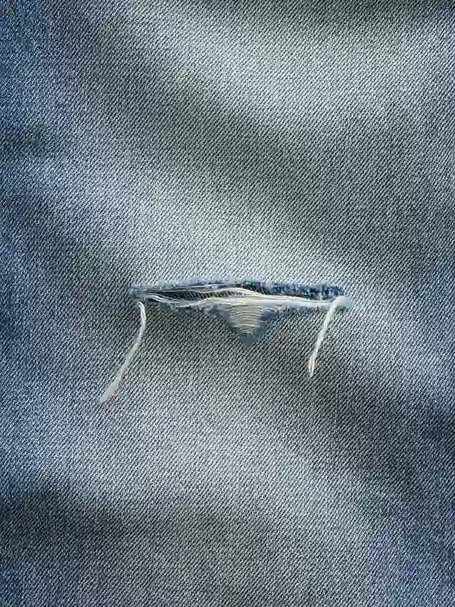 Jeans med lav midje, stiv passform, lange og smale ben