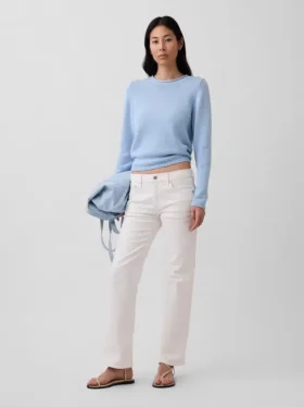 Jeans med middels høy midje og avslappet, rett passform
