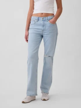 Jeans med middels høy midje og avslappet, rett passform