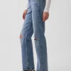 Jeans med middels høy midje og avslappet, rett passform