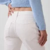 Jeans med middels høy midje og avslappet, rett passform