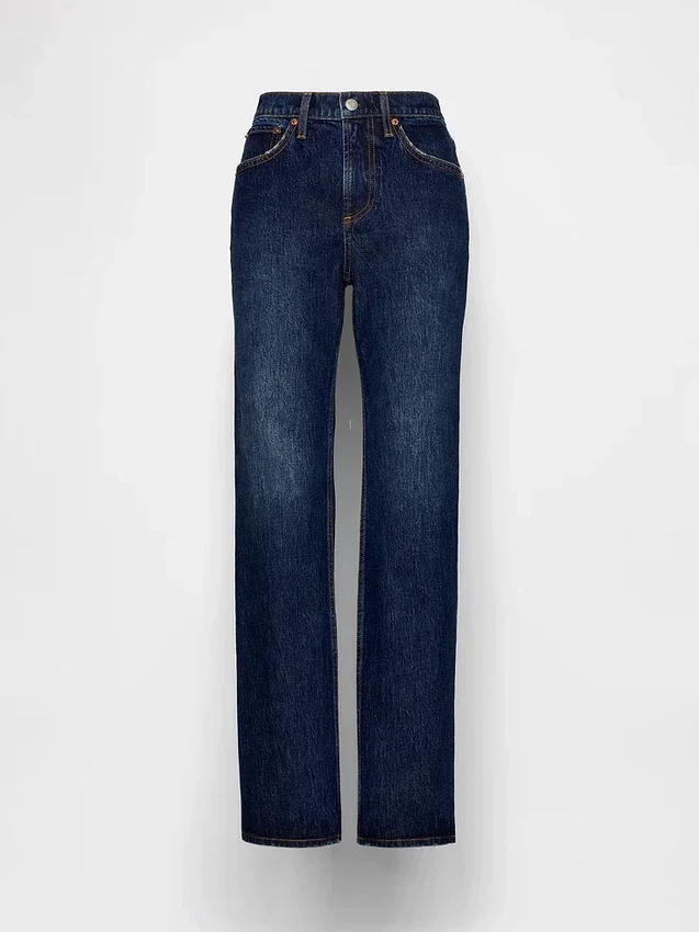 Jeans med middels høy midje og avslappet, rett passform