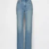 Jeans med middels høy midje og avslappet, rett passform