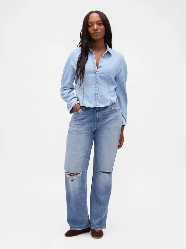 Jeans med middels høy midje og avslappet, rett passform