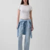 Jeans med middels høy midje, søm og avslappet, rett passform