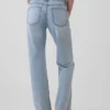 Jeans med middels høy midje, søm og avslappet, rett passform