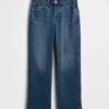 Jeans med middels høy midje, splittet kant og avslappet, rett passform