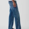 Kjøp blå, avslappede jeans med rett ben