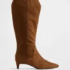 Knee-high støvler med lav hæl og spiss tå
