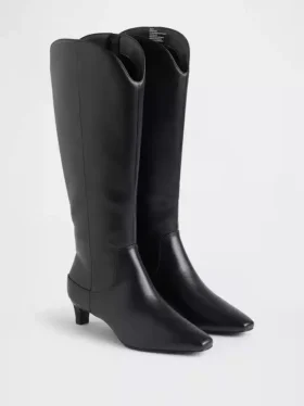 Knee-high støvler med lav hæl og spiss tå