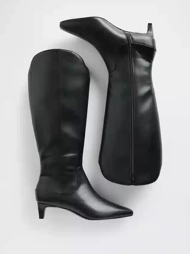 Knee-high støvler med lav hæl og spiss tå