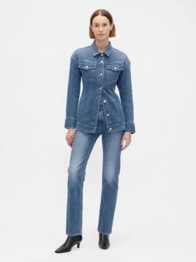 Konturert lang denimjakke