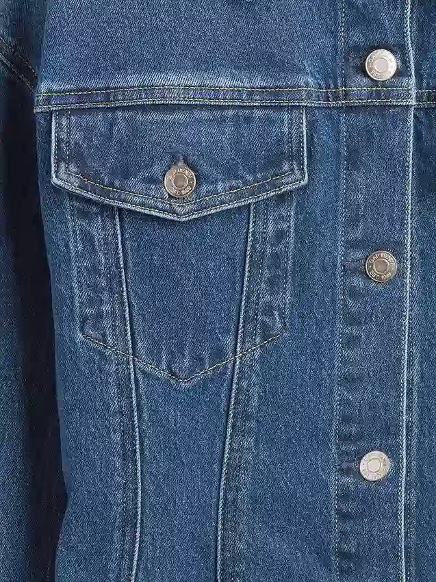 Konturert lang denimjakke