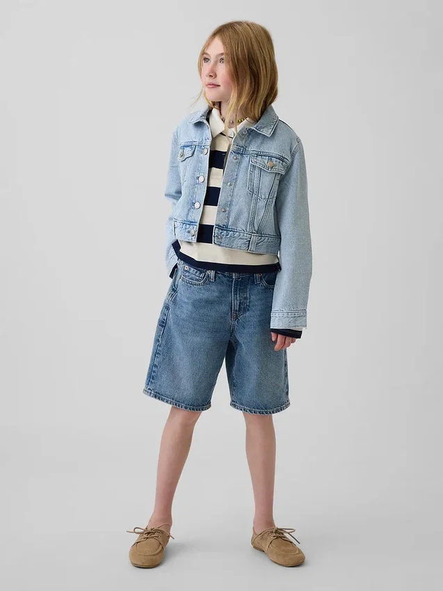 Kort denimjakke for barn