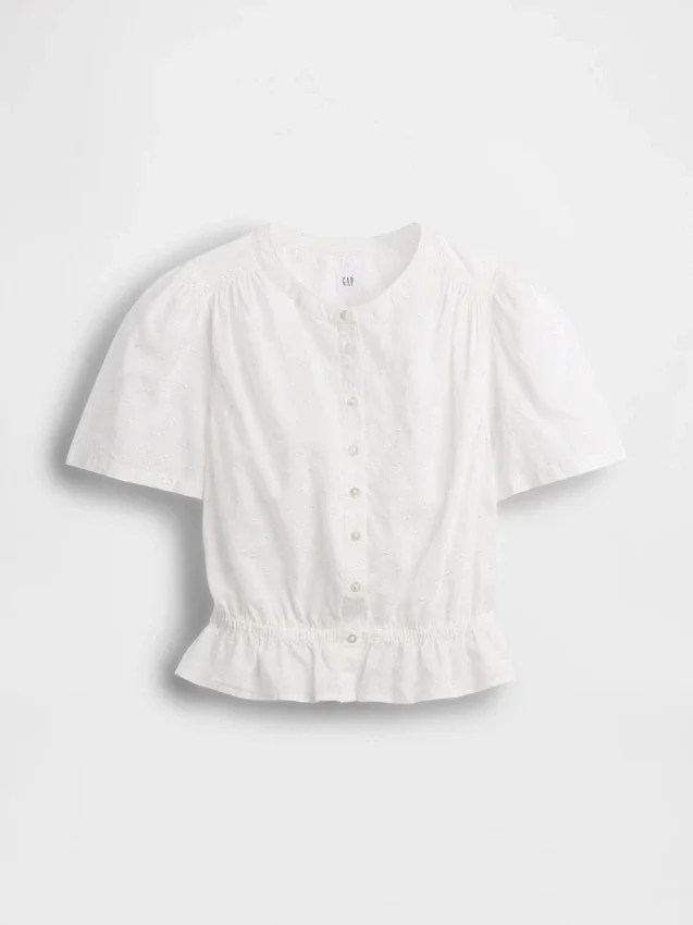 Kort peplum-top med knapper foran