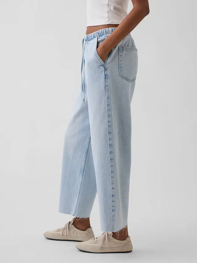 Lave, løse cropped-Jeans i 90-tallsstil