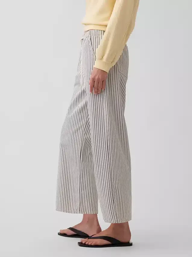 Lavt liv, løse, korte Jeans med striper i 90-tallsstil