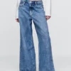 Lavt sittende, ekstra baggy Jeans