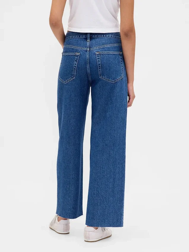 Lavt sittende, ultramyke, avslappede cropped-Jeans