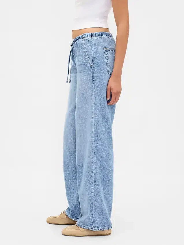 Lavt sittende, ultramyke, løse Jeans i 90-tallsstil