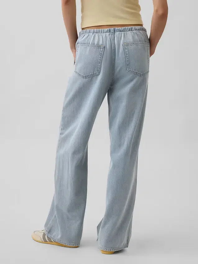 Lavt sittende, ultramyke, løse Jeans i 90-tallsstil
