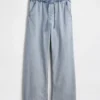 Lavt sittende, ultramyke, løse Jeans i 90-tallsstil