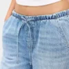 Lavt sittende, ultramyke, løse Jeans i 90-tallsstil
