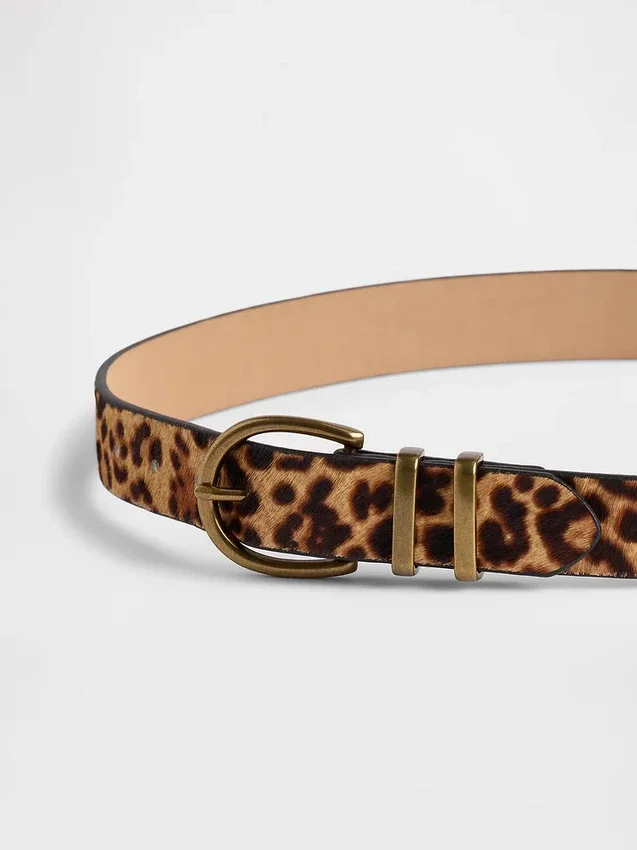 Leopardmønstret kalveskinnbelte