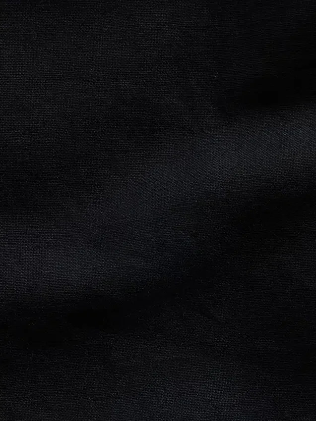 Lett å ta på seg bukser i lin og bomull med avslappet, avsmalnende passform
