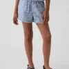 Lette shorts i lin-bomull med gingham-mønster for barn