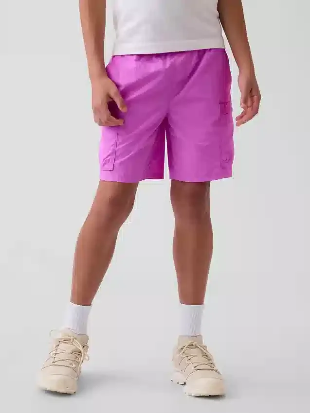 Løse, hurtigtørkende cargoshorts for barn