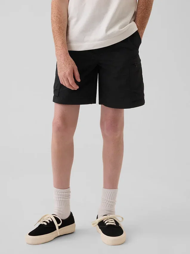 Løse, hurtigtørkende cargoshorts for barn