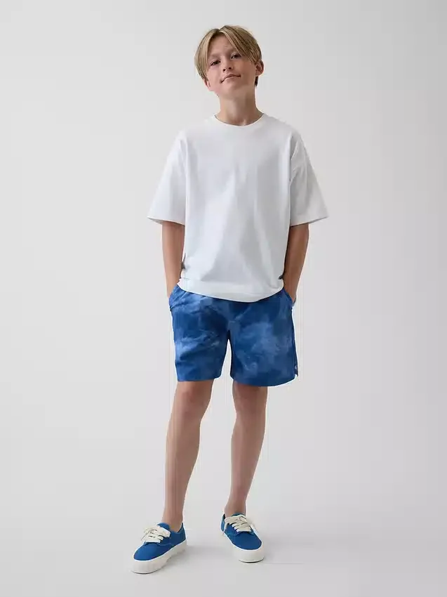 Løse, hurtigtørkende shorts for barn