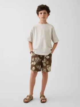 Løse, hurtigtørkende shorts for barn