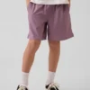 Løse, hurtigtørkende shorts for barn