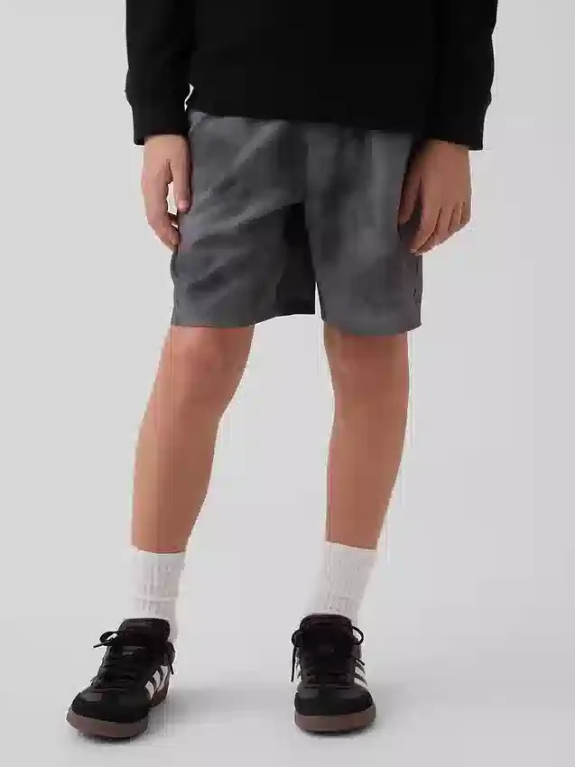 Løse, hurtigtørkende shorts for barn
