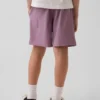 Løse, hurtigtørkende shorts for barn