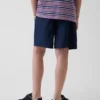 Løse, hurtigtørkende shorts for barn