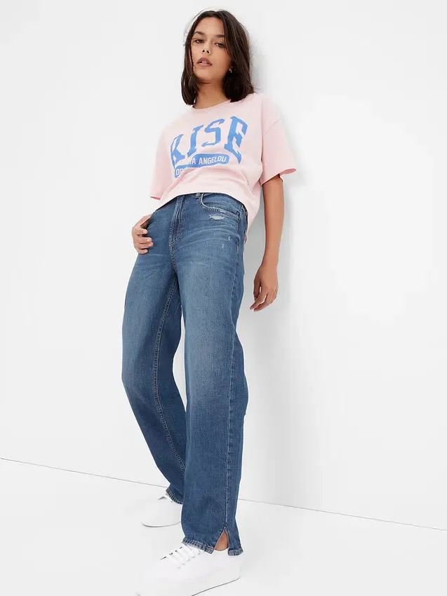 Løse jeans i 90-tallsstil