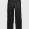 Løse jeans i 90-tallsstil