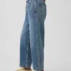 Løse, korte jeans med lav midje i 90-tallsstil