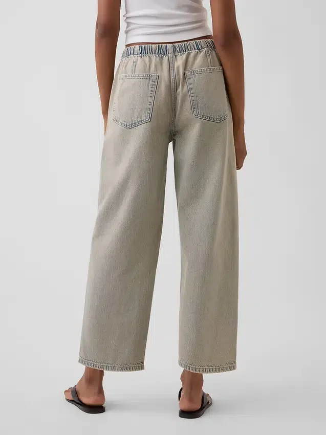 Løse, korte jeans med lav midje i 90-tallsstil