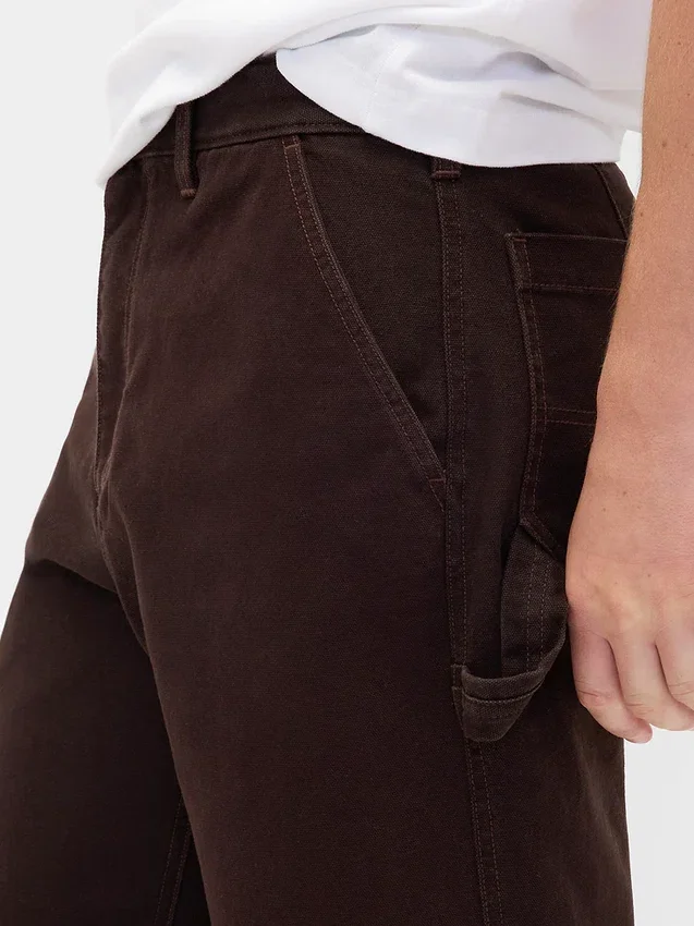 Løse tømmerbukser i kanvas i 90-tallsstil