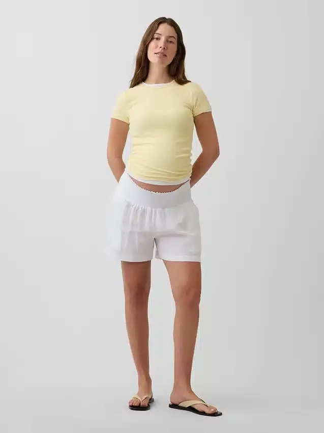 Mammaklær-shorts med lett påtrekk under magen