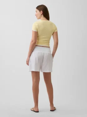 Mammaklær-shorts med lett påtrekk under magen