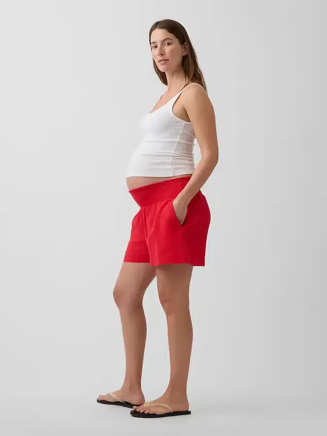 Mammaklær-shorts med lett påtrekk under magen